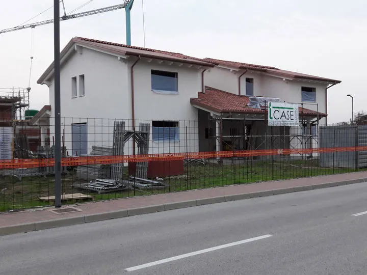 construction_800x600_01.webp